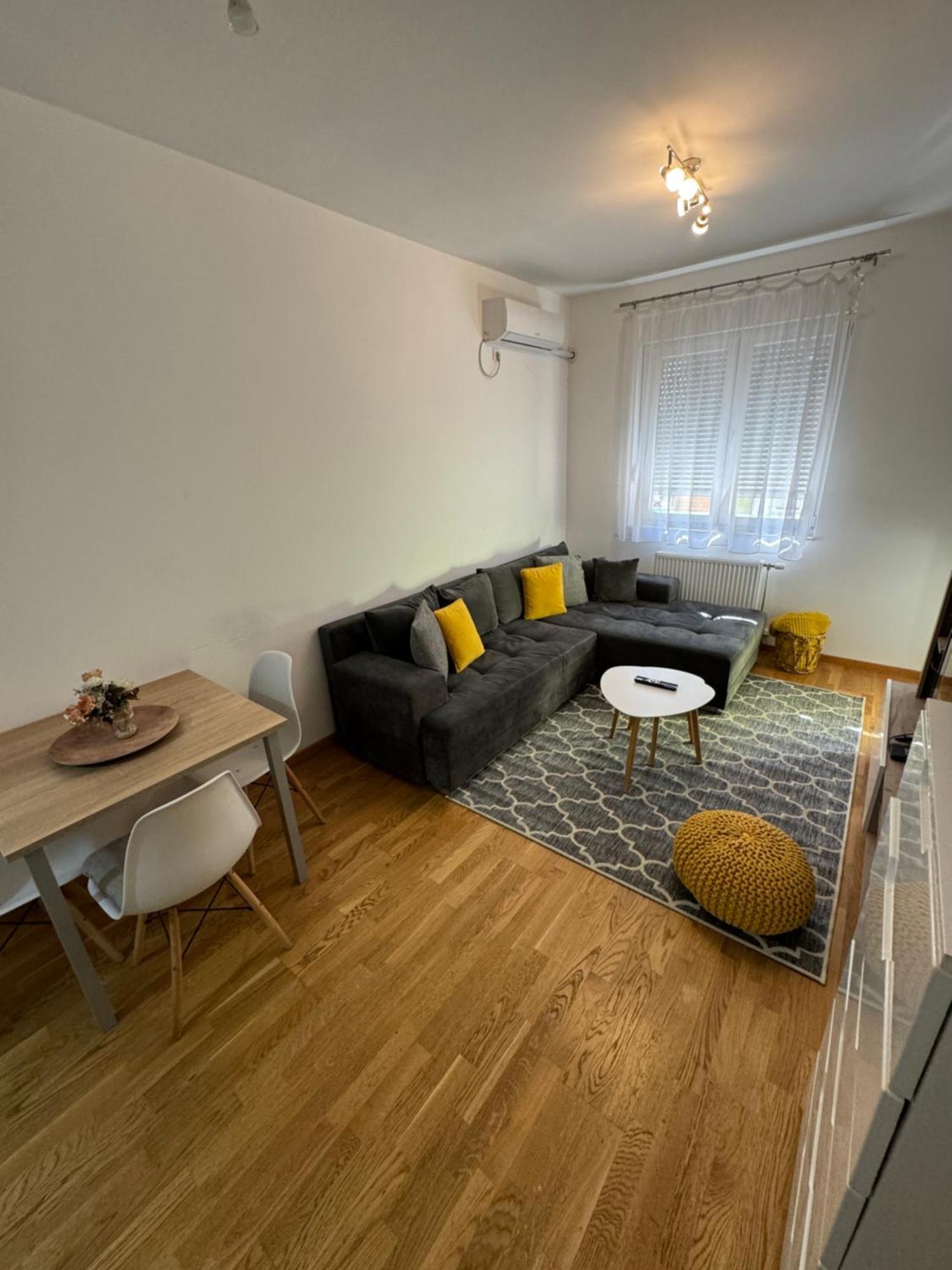Ferienwohnung Novi Sad Apartman Exterior foto